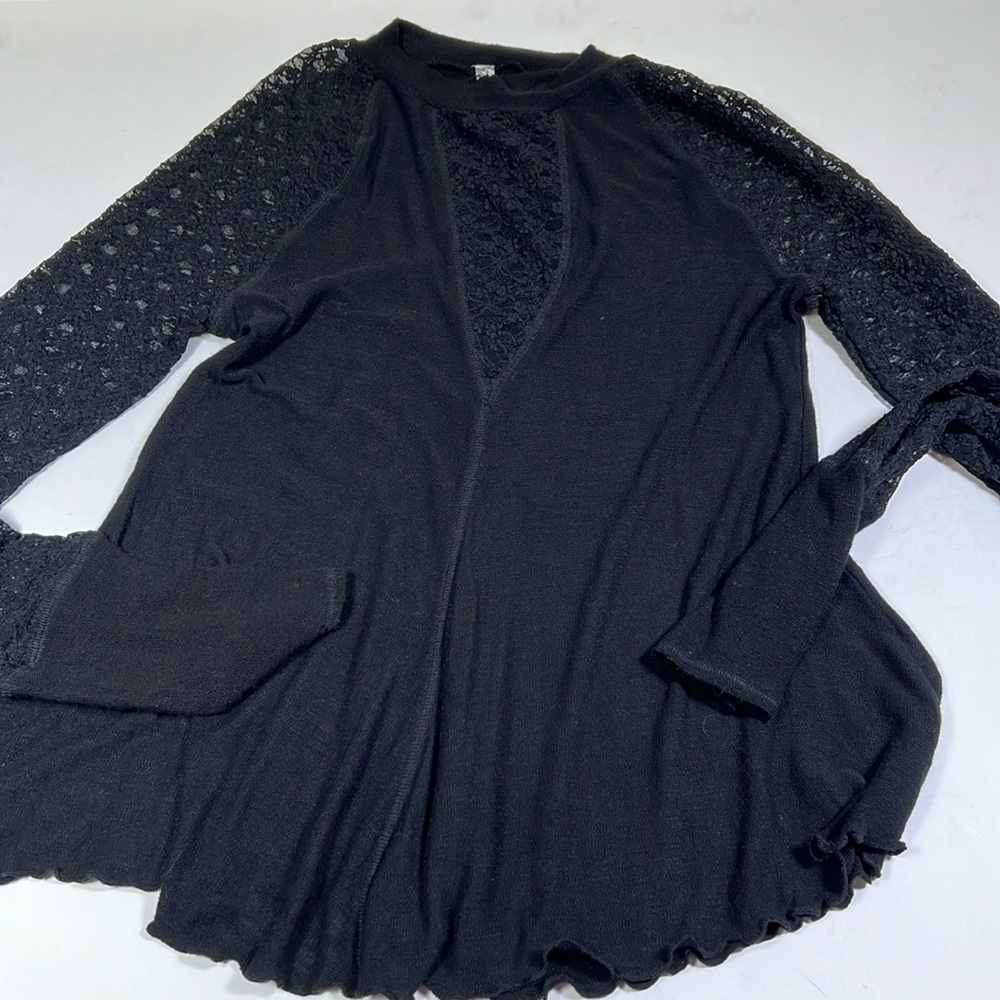 Intimately Free People Top